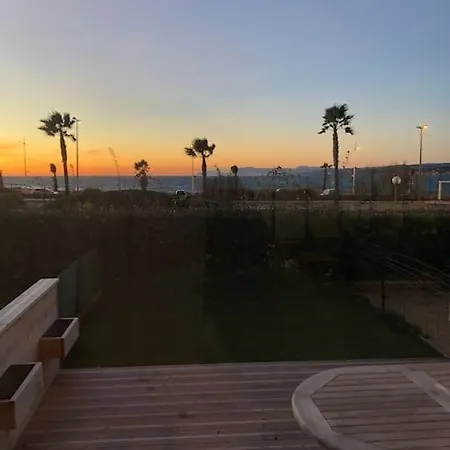 Petite Endroit Splendide. * סיס-פור-לה-פלאז'